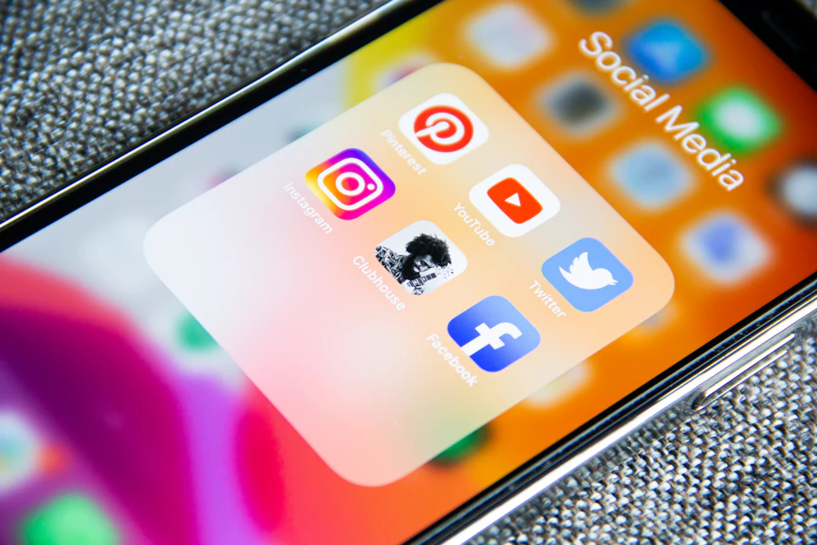 TikTok advertising and social commerce